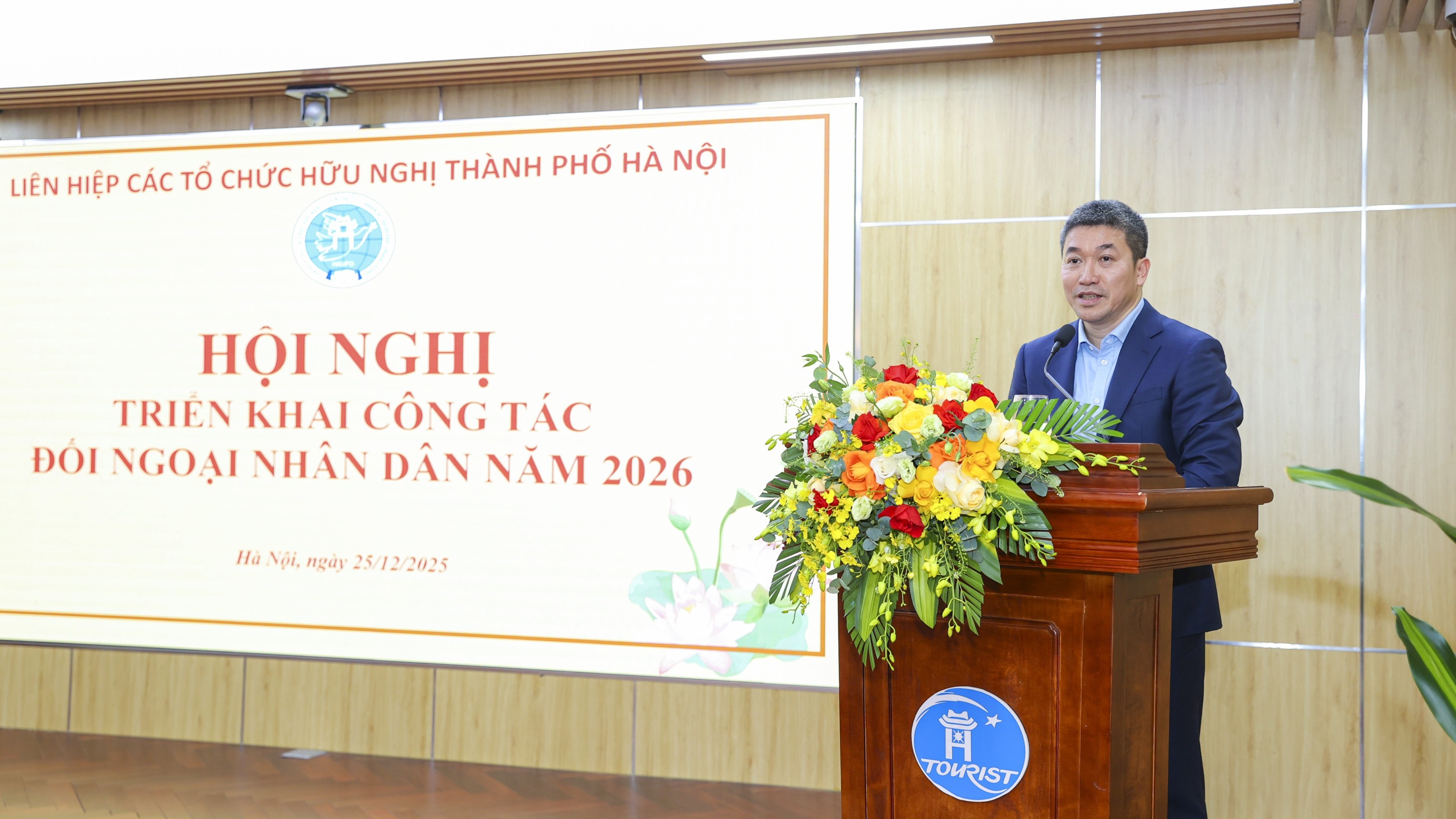 Chú trọng đào tạo cán bộ để nâng cao hiệu quả đối ngoại nhân dân Thủ đô