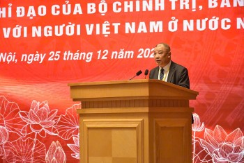 viet kieu tran ba phuc nguyen la mot vien gach hong gop phan dap xay tam voc viet