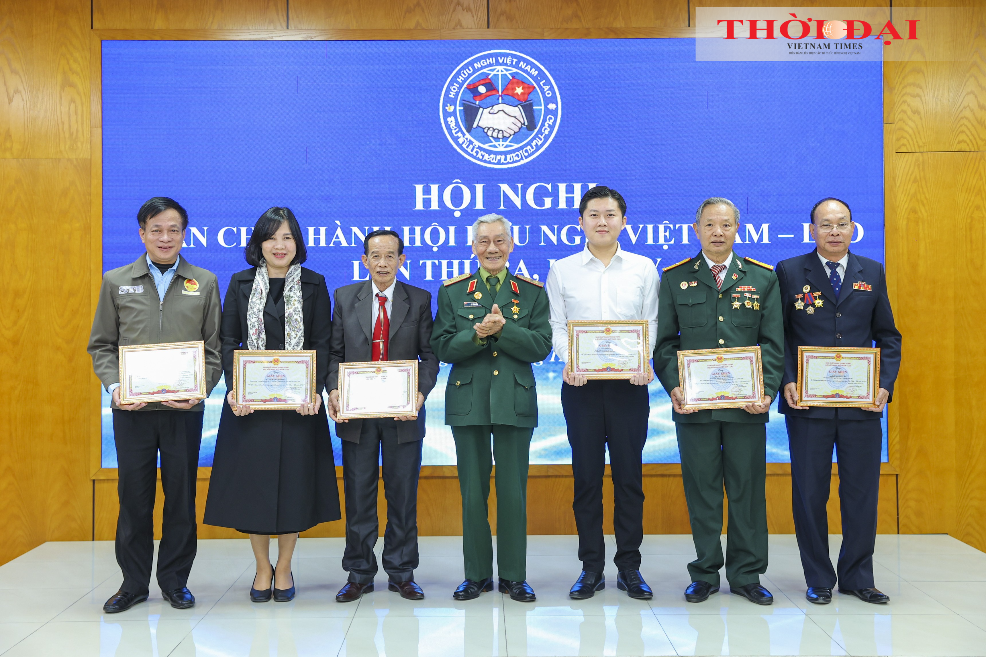 Đối ngoại nhân dân phải trực tiếp vun đắp "gắn kết chiến lược" Việt Nam - Lào