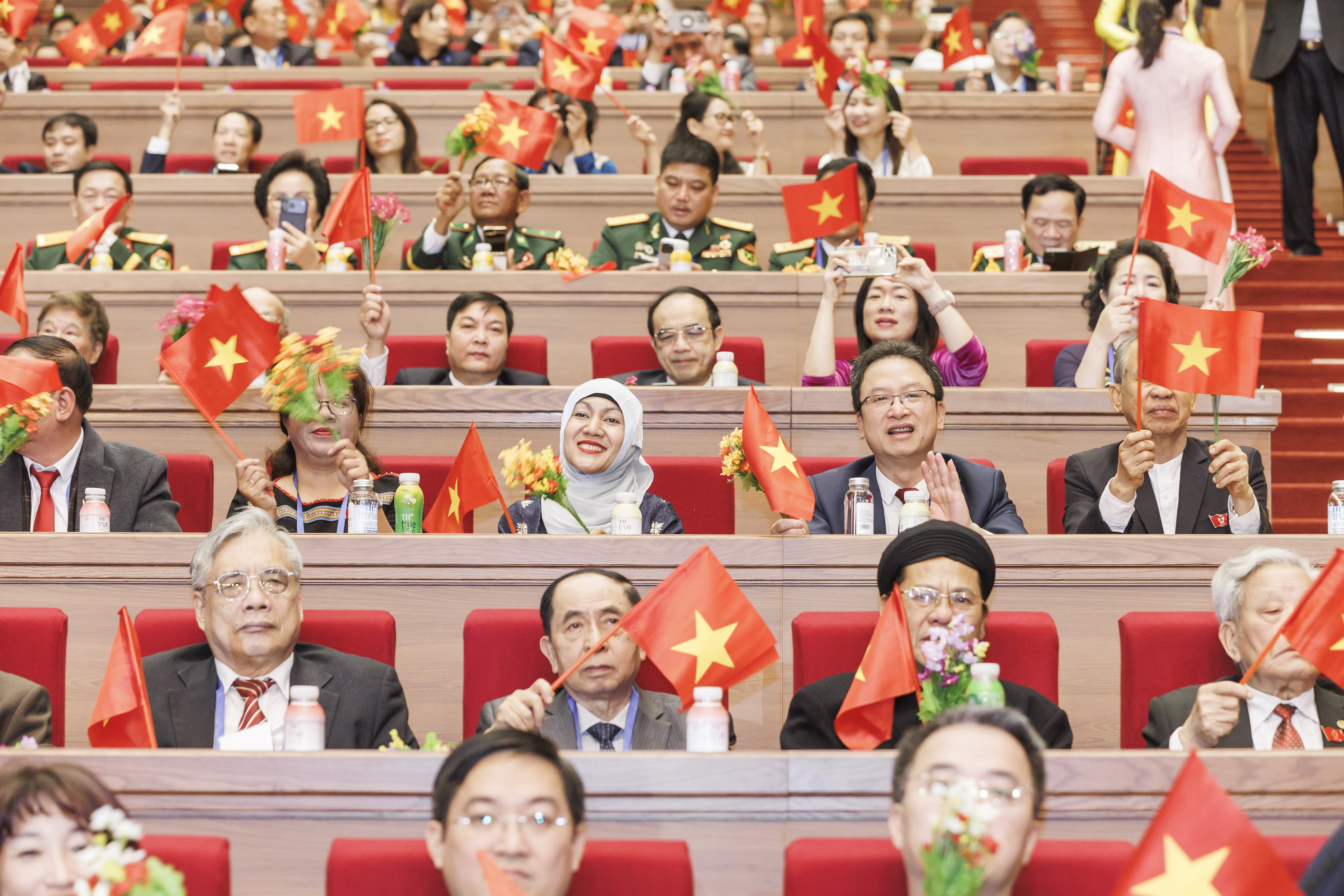 Các đại biểu tham dự Đại hội Thi đua yêu nước toàn quốc lần thứ XI. (Ảnh: Quang Vinh)