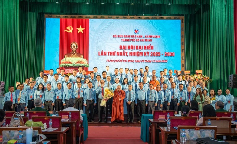 Tăng cường kết nối nhân dân, bồi đắp quan hệ Việt Nam - Campuchia trong giai đoạn mới