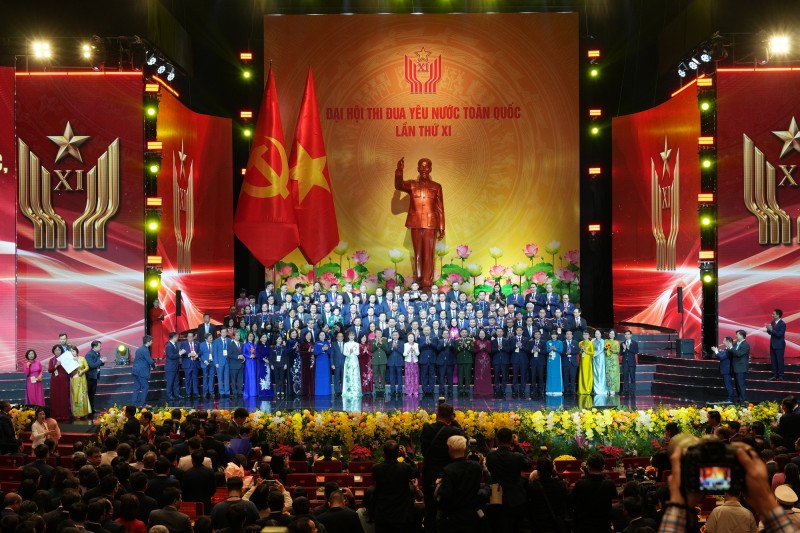 Bà Nguyễn Thị Nga - Chủ tịch Tập đoàn BRG tham dự chuỗi sự kiện của Đại hội Thi đua yêu nước toàn quốc lần thứ XI Bà Nguyễn Thị Nga - Chủ tịch Tập đoàn BRG tham dự chuỗi sự kiện của Đại hội Thi đua yêu nước toàn quốc lần thứ XI