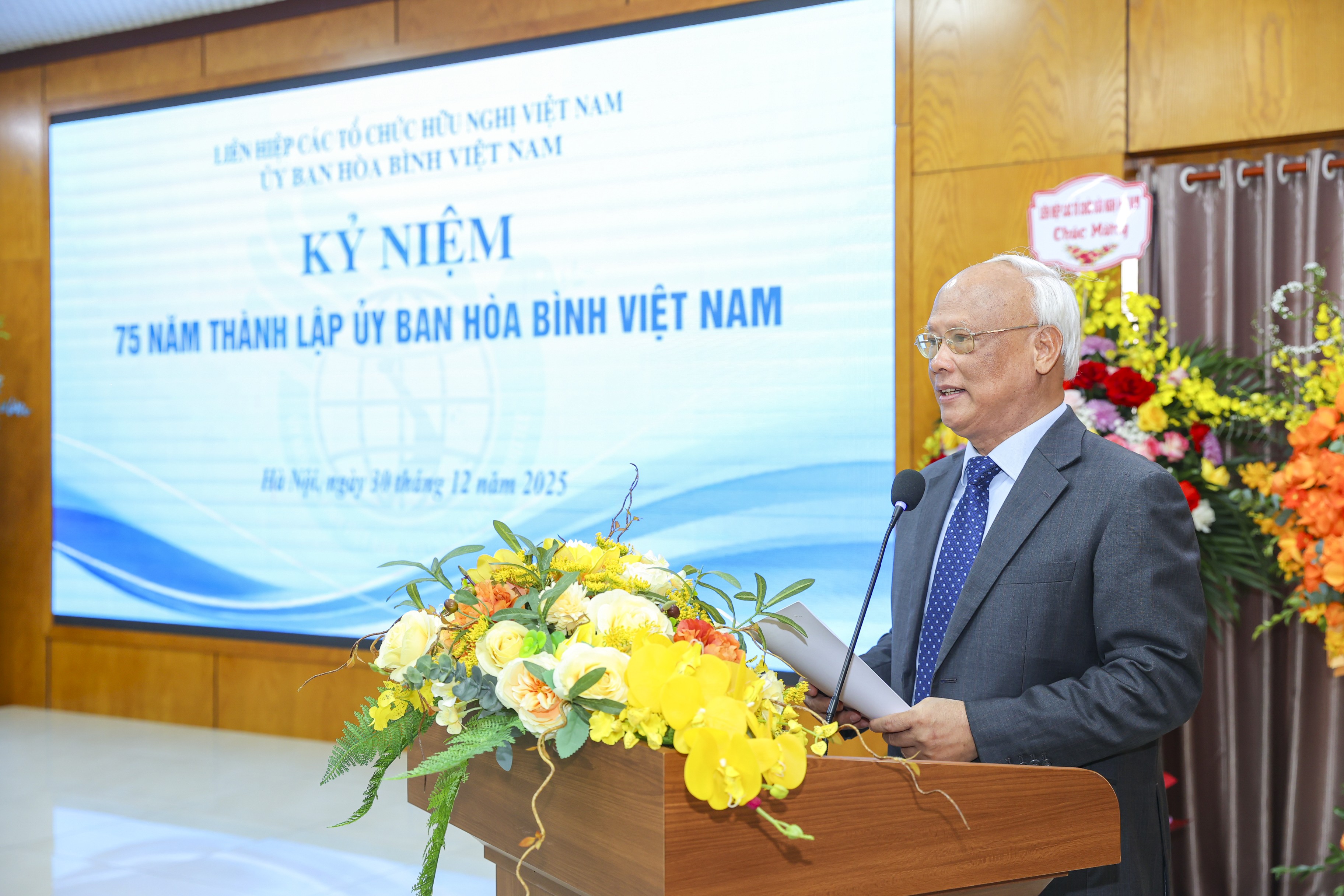 Kỷ niệm 75 năm Ủy ban Hòa Bình Việt Nam: Vai trò nòng cốt trong đối ngoại nhân dân vì hòa bình, hữu nghị và phát triển Kỷ niệm 75 năm Ủy ban Hòa Bình Việt Nam: Vai trò nòng cốt trong đối ngoại nhân dân vì hòa bình, hữu nghị và phát triển