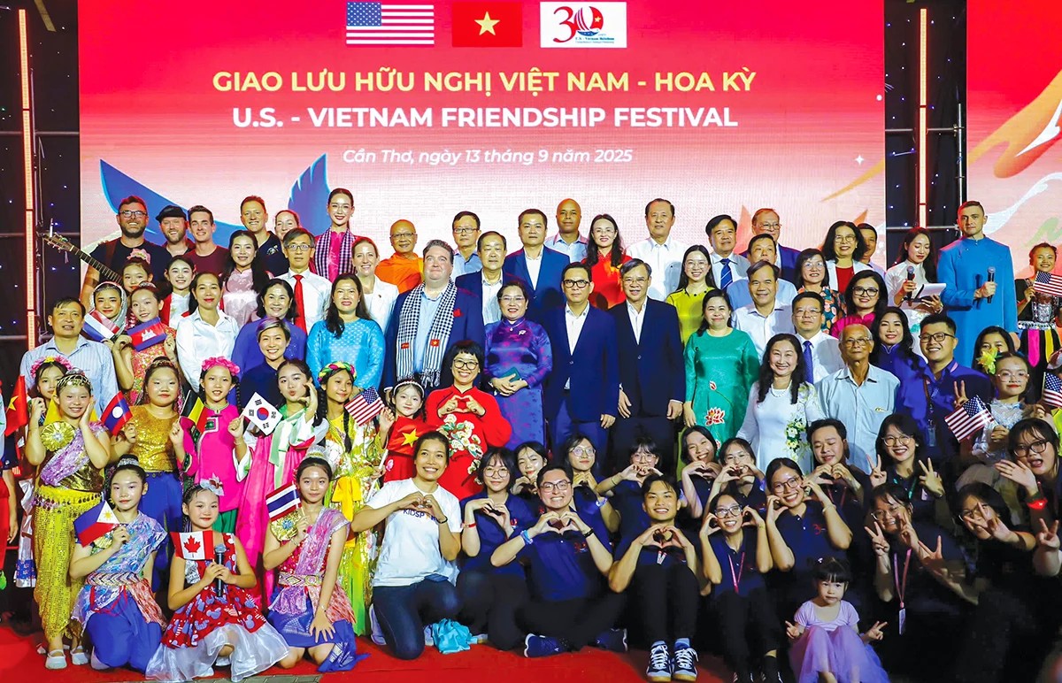 Xây dựng các sự kiện giao lưu văn hóa quốc tế mang thương hiệu Cần Thơ