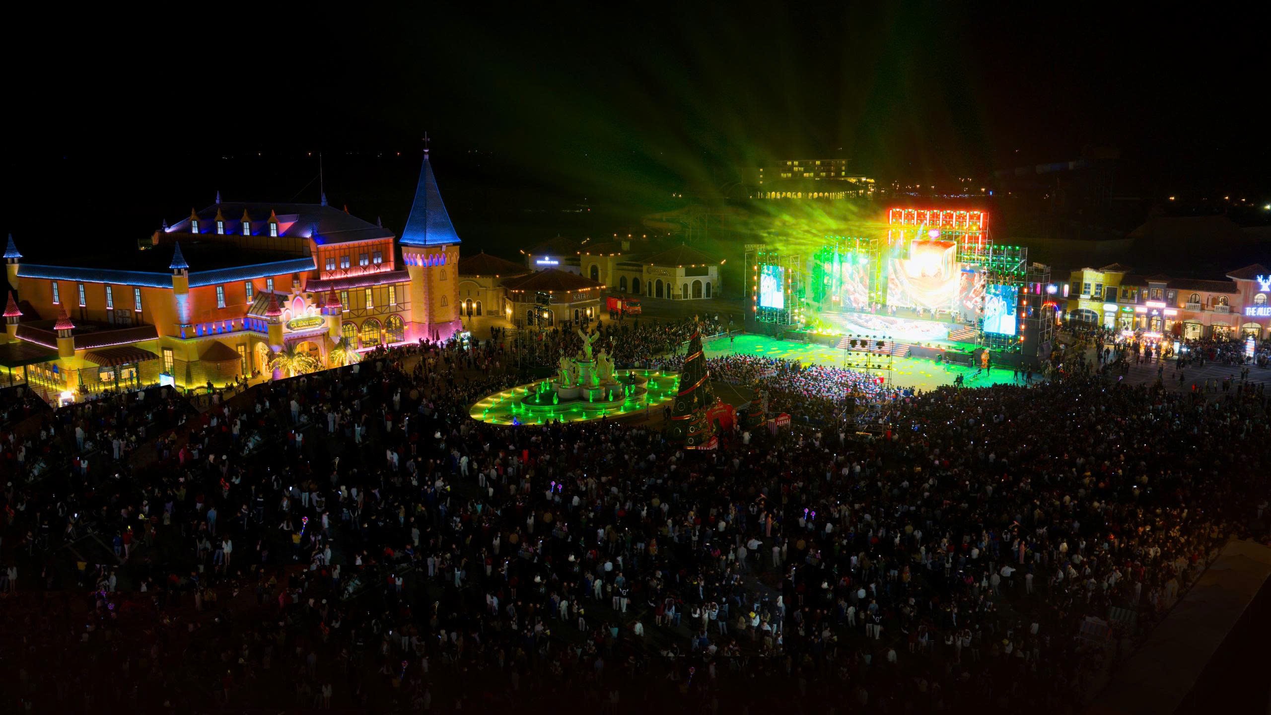 Đêm giao thừa rực rỡ trên bản đồ Việt Nam: “Thánh địa countdown họ Vin” vững vàng vị thế điểm đến quốc dân