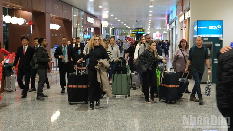 Khai trương đường bay thẳng Tel Aviv - Hà Nội, mở rộng cánh cửa hợp tác Việt Nam - Israel Khai trương đường bay thẳng Tel Aviv - Hà Nội