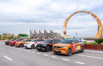 Bán xe xăng lên đời xe điện, chủ xe VinFast VF 9 xuýt xoa: “Biết xe xịn thế này đã sớm mua vài chiếc”