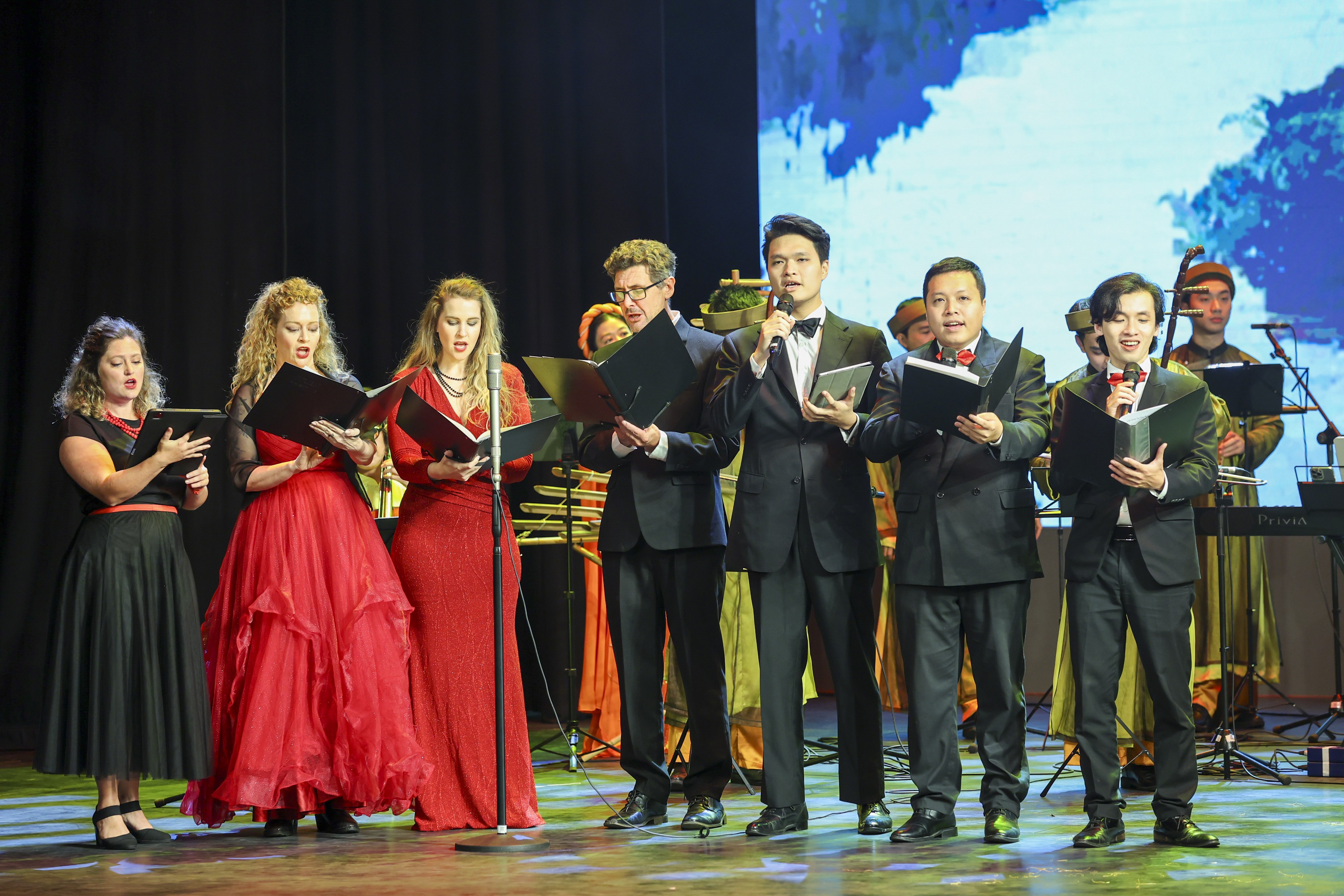 Lan tỏa tình hữu nghị qua giao lưu nghệ thuật quốc tế “Chào năm mới 2026”