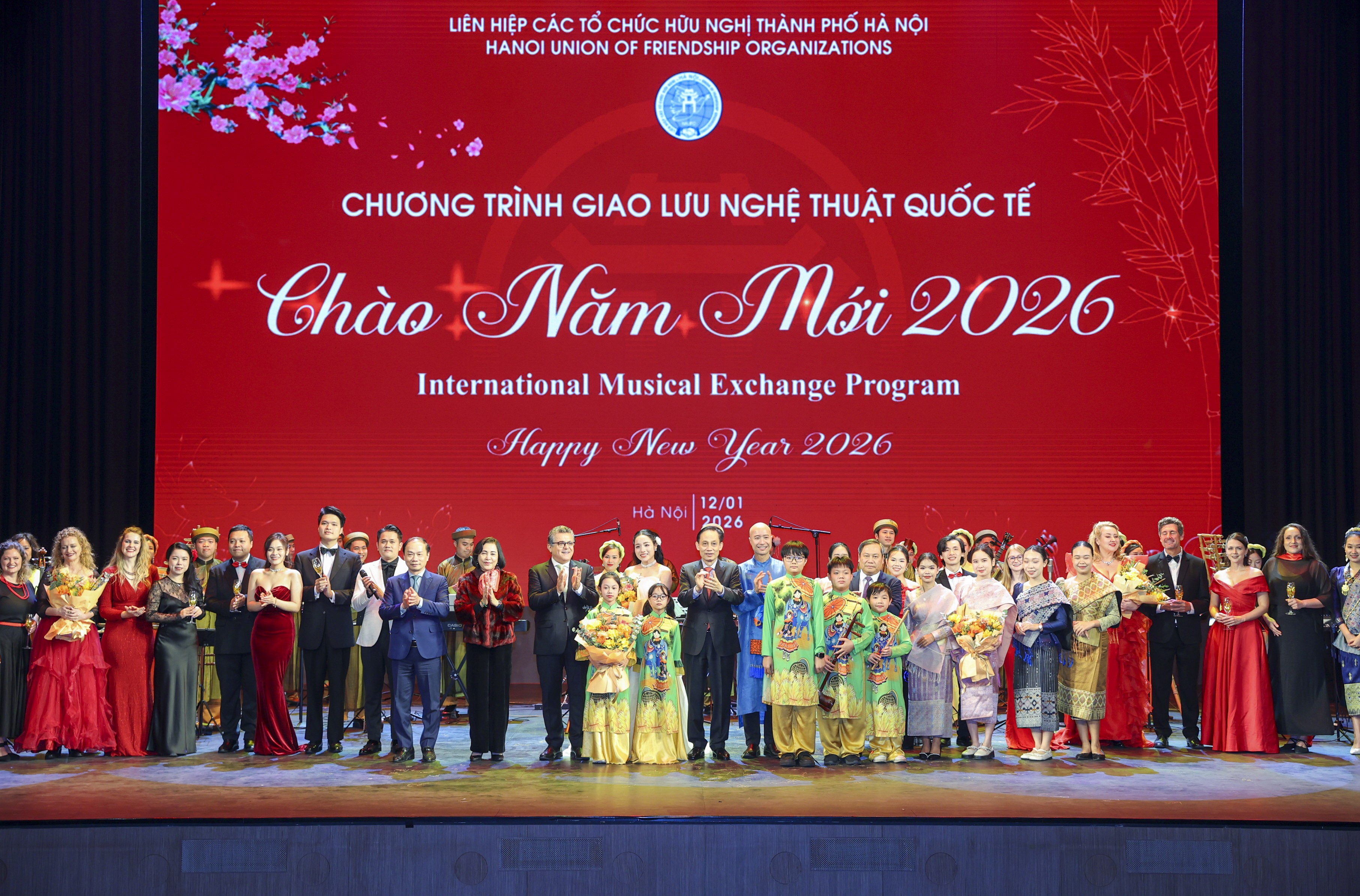 Lan tỏa tình hữu nghị qua giao lưu nghệ thuật quốc tế “Chào năm mới 2026”
