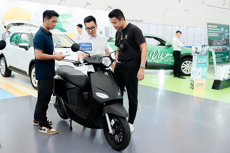 Chủ xe nói về VinFast Vero X: Sạc ít, dùng nhiều, chi phí dễ chịu