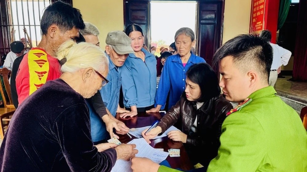 Hơn 5,88 triệu người đã nhận quà của Đảng, Nhà nước dịp Đại hội XIV và Tết Bính Ngọ 2026