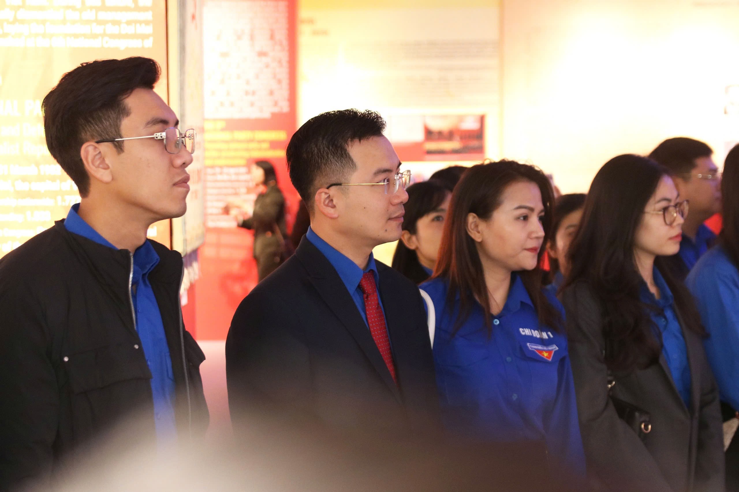 Triển lãm về Đảng bồi đắp niềm tin, trách nhiệm của tuổi trẻ trước thềm Đại hội XIV