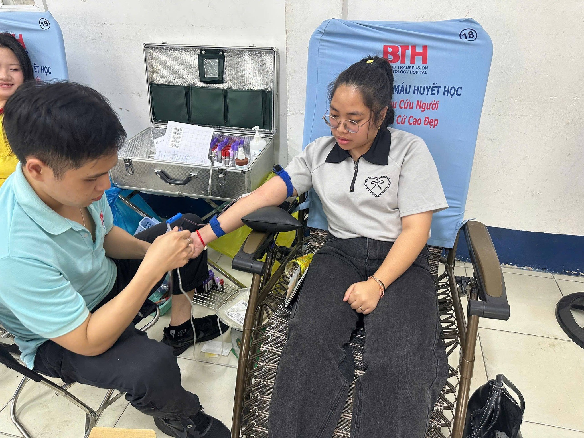 23 sinh viên Lào - Campuchia tham gia ngày hội hiến máu tình nguyện 2026