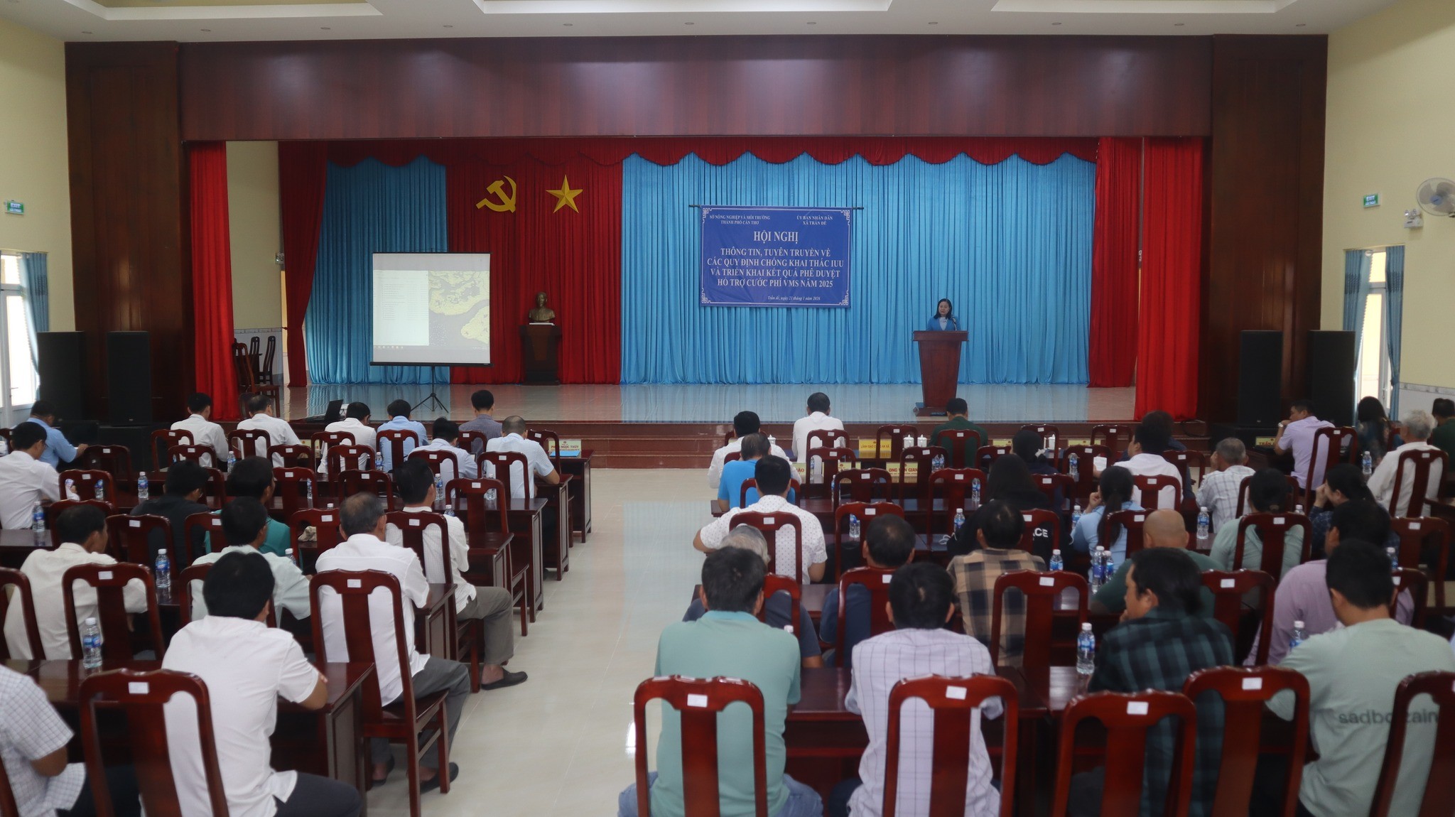 Hội nghị thông tin, tuyên truyền cho ngư dân về quy định chống khai thác IUU, giám sát tàu cá và các chính sách hỗ trợ ngư dân