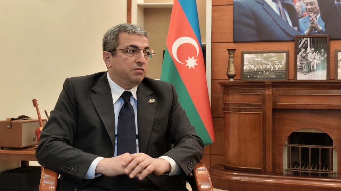 dai su azerbaijan lay nguoi dan lam trung tam giup nang cao vi the quoc te cua viet nam