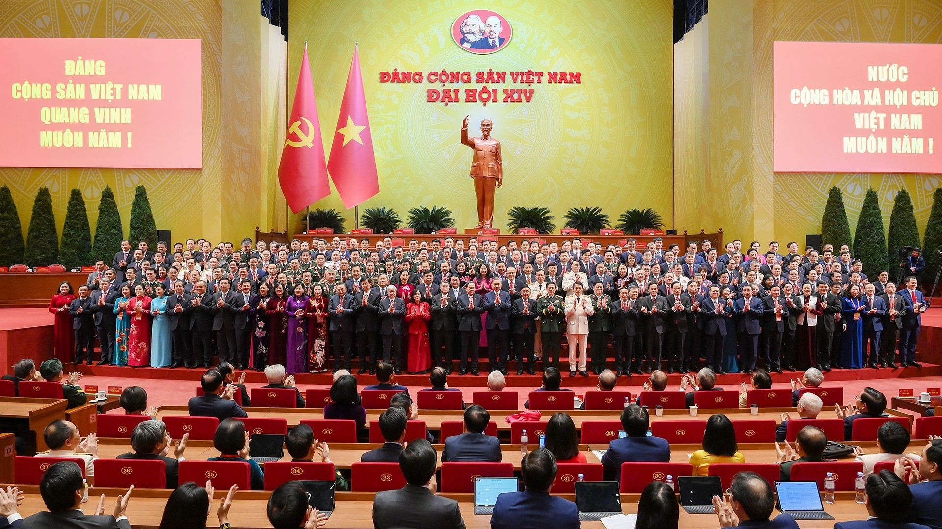 Cộng đồng người Việt Nam ở nước ngoài chúc mừng thành công Đại hội XIV của Đảng