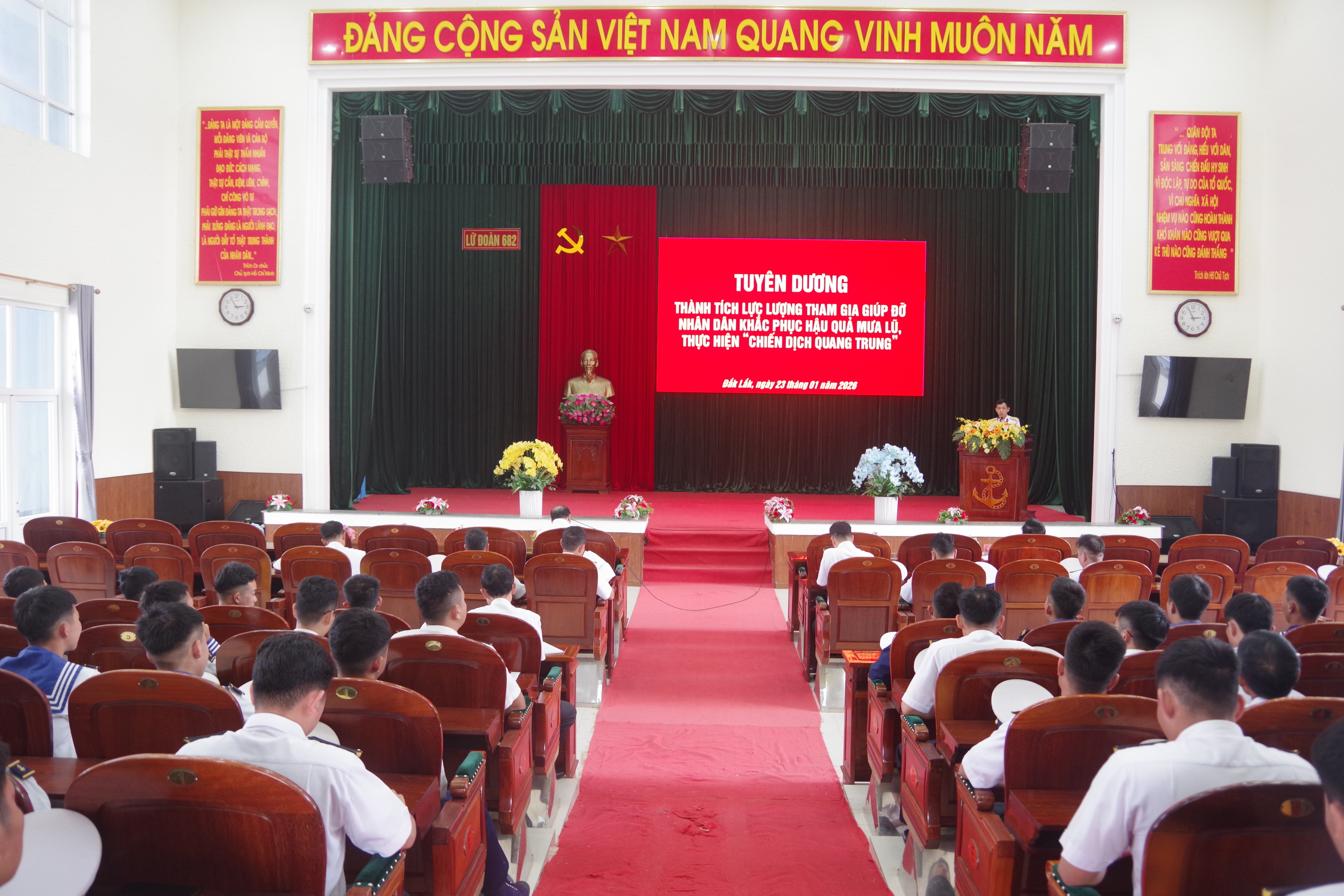 Tuyên dương lực lượng tham gia “Chiến dịch Quang Trung” Tuyên dương lực lượng tham gia “Chiến dịch Quang Trung”
