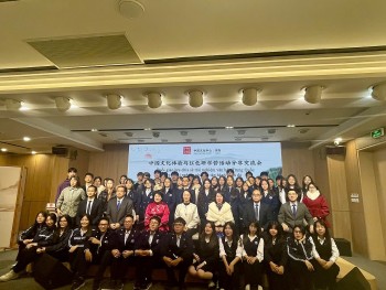 hanh trinh do chuyen di cua ky uc tri thuc va ket noi tuong lai viet trung