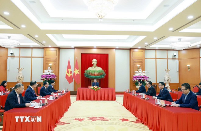 Tổng thống Liên bang Nga Vladimir Putin điện đàm với Tổng Bí thư Tô Lâm