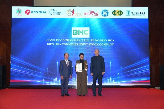 BHC nhận giải thưởng Top 10 thương hiệu Bản sắc Việt tại Diễn đàn Kinh tế châu Á – Thái Bình Dương