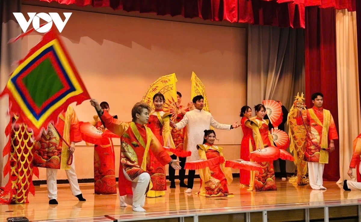 Đầm ấm ngày hội “Tết cho em” trong cộng đồng người Việt tại Nhật Bản