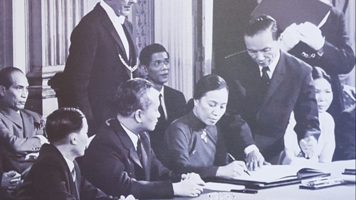 ba nguyen thi binh mot tri tue det nen huyen thoai