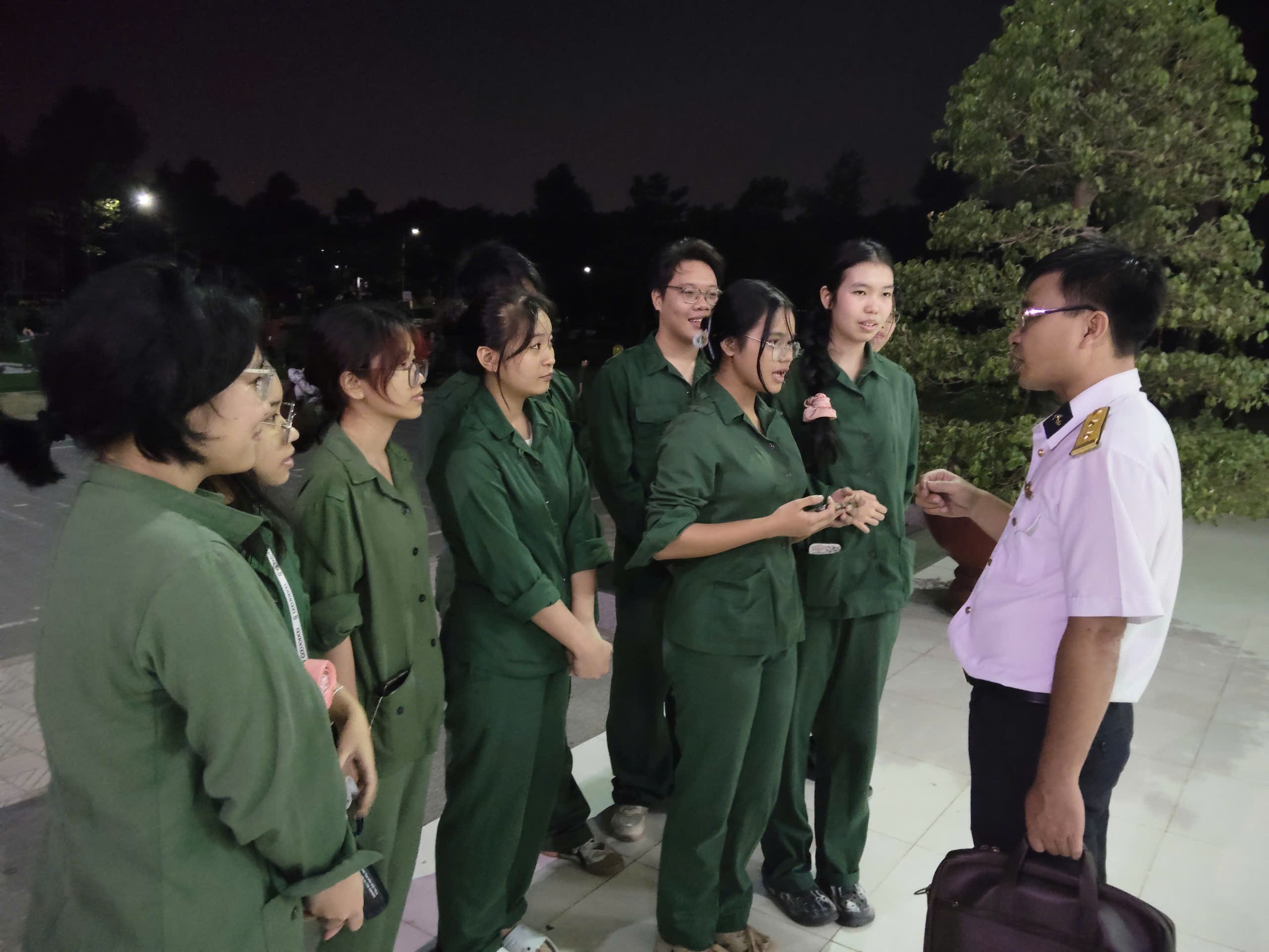 Tuyên truyền, phổ biến kiến thức về biển, đảo cho 4.000 sinh viên tại TP.HCM