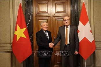 thuc day hop tac thuong mai dau tu va phat trien ben vung voi thuy si