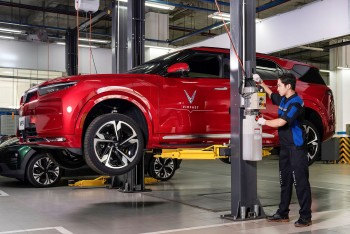 dich vu hau mai chuan 5 sao tao su yen tam cho nguoi dung o to dien vinfast