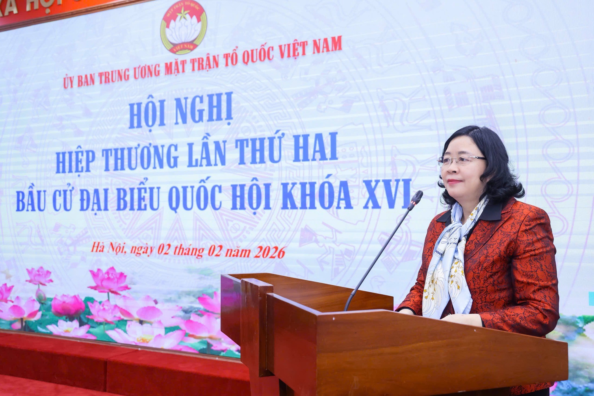 bà Bùi Thị Minh Hoài, Ủy viên Bộ Chính trị, Bí thư Trung ương Đảng, Bí thư Đảng ủy MTTQ, các đoàn thể Trung ương, Chủ tịch Ủy ban Trung ương MTTQ Việt Nam bà Bùi Thị Minh Hoài, Ủy viên Bộ Chính trị, Bí thư Trung ương Đảng, Bí thư Đảng ủy MTTQ, các đoàn thể Trung ương, Chủ tịch Ủy ban Trung ương MTTQ Việt Nam