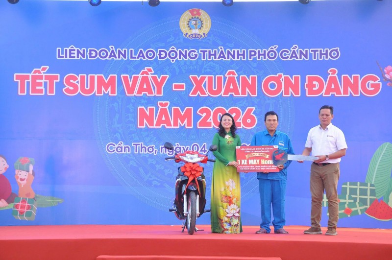 Cần Thơ tổ chức “Chợ Tết Công đoàn” chăm lo công nhân, người lao động dịp Xuân 2026