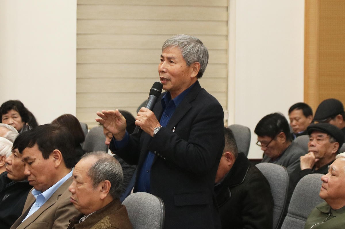 Chủ tịch Bùi Thị Minh Hoài dự Hội nghị lấy ý kiến cử tri nơi cư trú đối với người ứng cử đại biểu Quốc hội