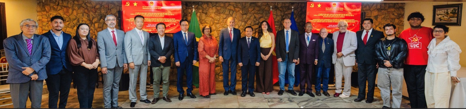 Chính khách, học giả Brazil tôn vinh vai trò lịch sử của Đảng Cộng sản Việt Nam