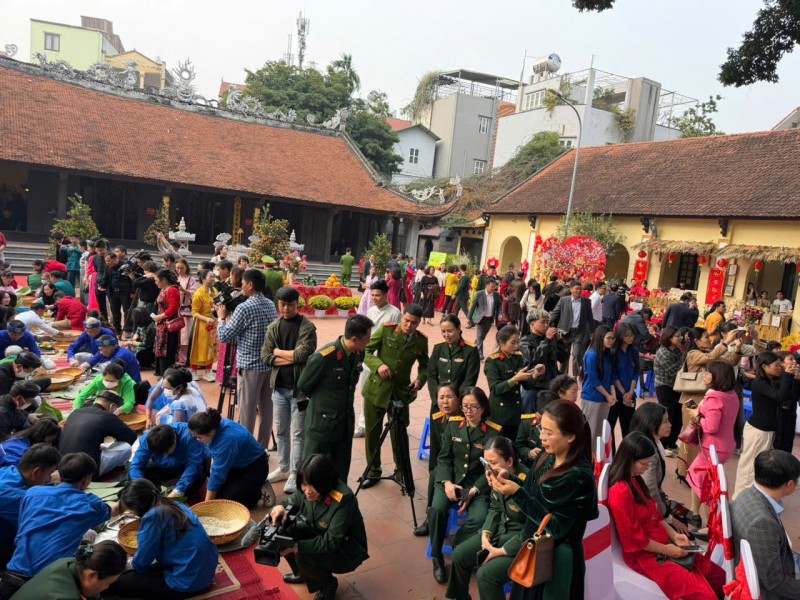 Ấn tượng Ngày hội Bánh chưng xanh tại phường Hồng Hà