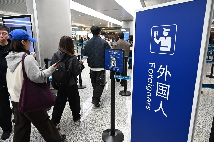 Người nước ngoài thích thú trải nghiệm “lối sống kiểu Trung Quốc”