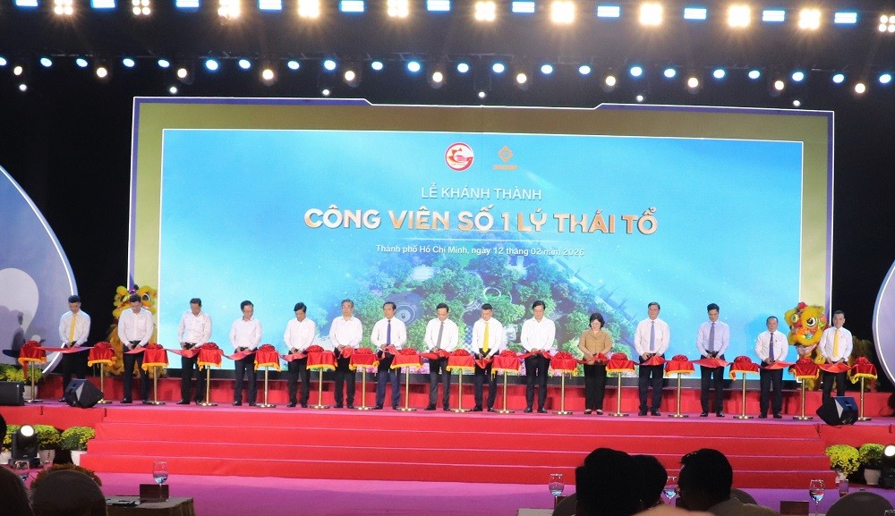 Lãnh đạo TP.Hồ Chí Minh cắt băng khánh thành Công viên số 1 Lý Thái Tổ