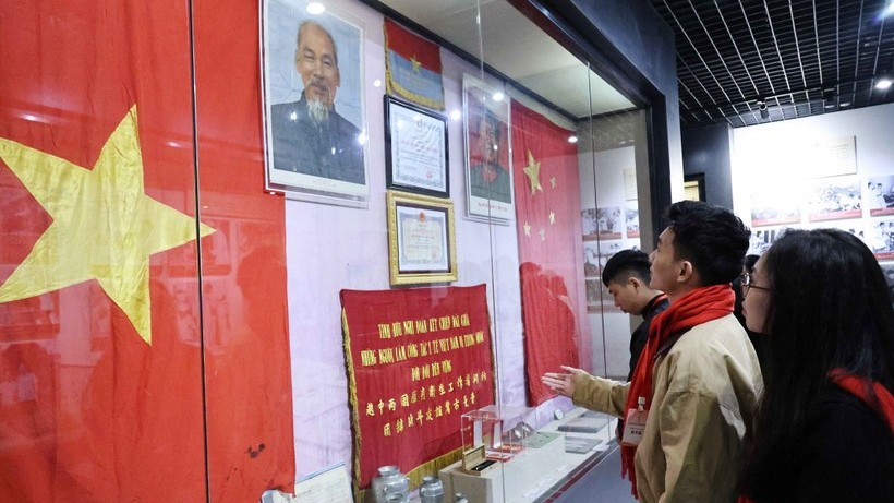 “Hành trình đỏ” kết nối tình hữu nghị thanh niên Việt Nam-Trung Quốc