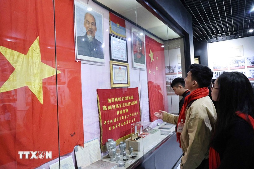 “Hành trình đỏ” kết nối tình hữu nghị thanh niên Việt Nam-Trung Quốc