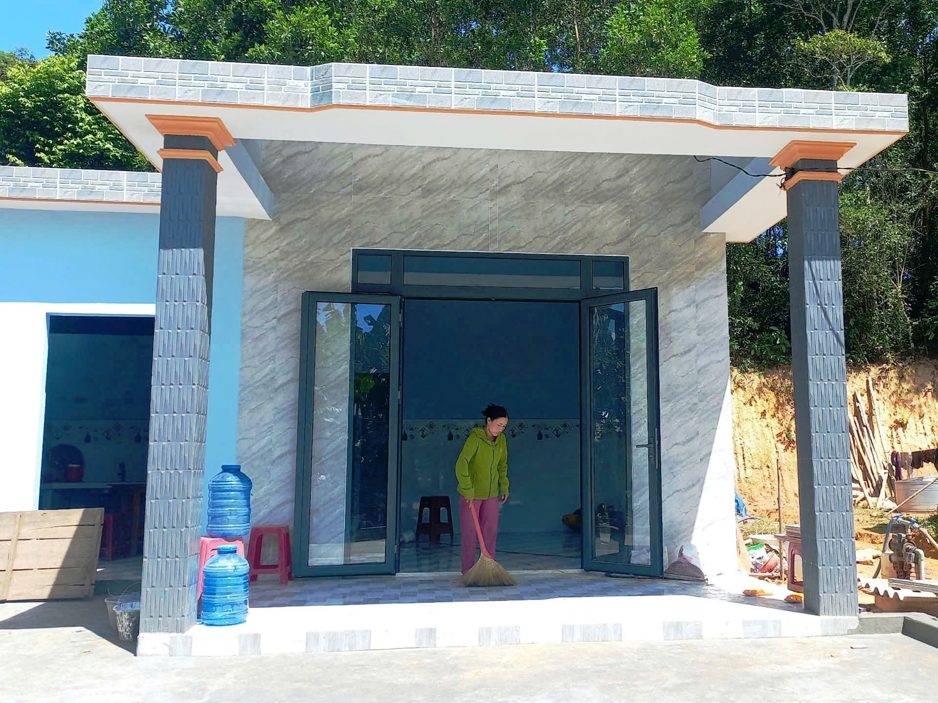 Tổ chức Habitat Việt Nam hỗ trợ xây mới và cải tạo 101 căn nhà tại thành phố Đà Nẵng. (Ảnh: Habitat Việt Nam) Tổ chức Habitat Việt Nam hỗ trợ xây mới và cải tạo 101 căn nhà tại thành phố Đà Nẵng. (Ảnh: Habitat Việt Nam)