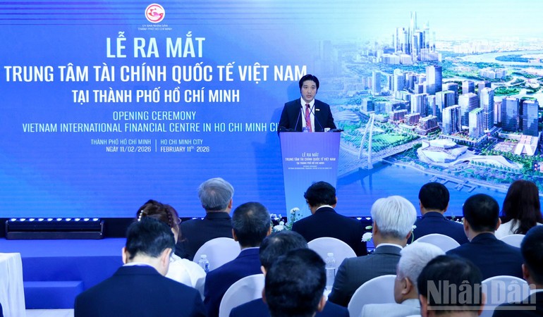 Việt Nam vươn mình trên bản đồ tài chính toàn cầu