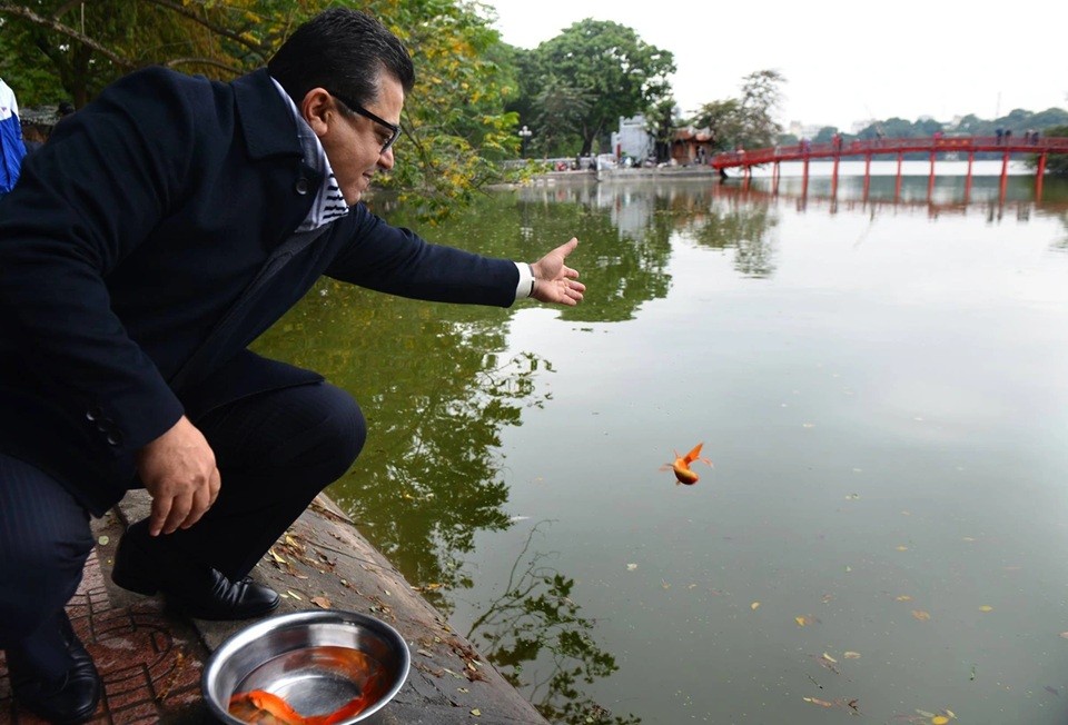 Không chỉ là một vị khách: Đại sứ Saadi Salama và những mùa Tết Việt Không chỉ là một vị khách: Đại sứ Saadi Salama và những mùa Tết Việt