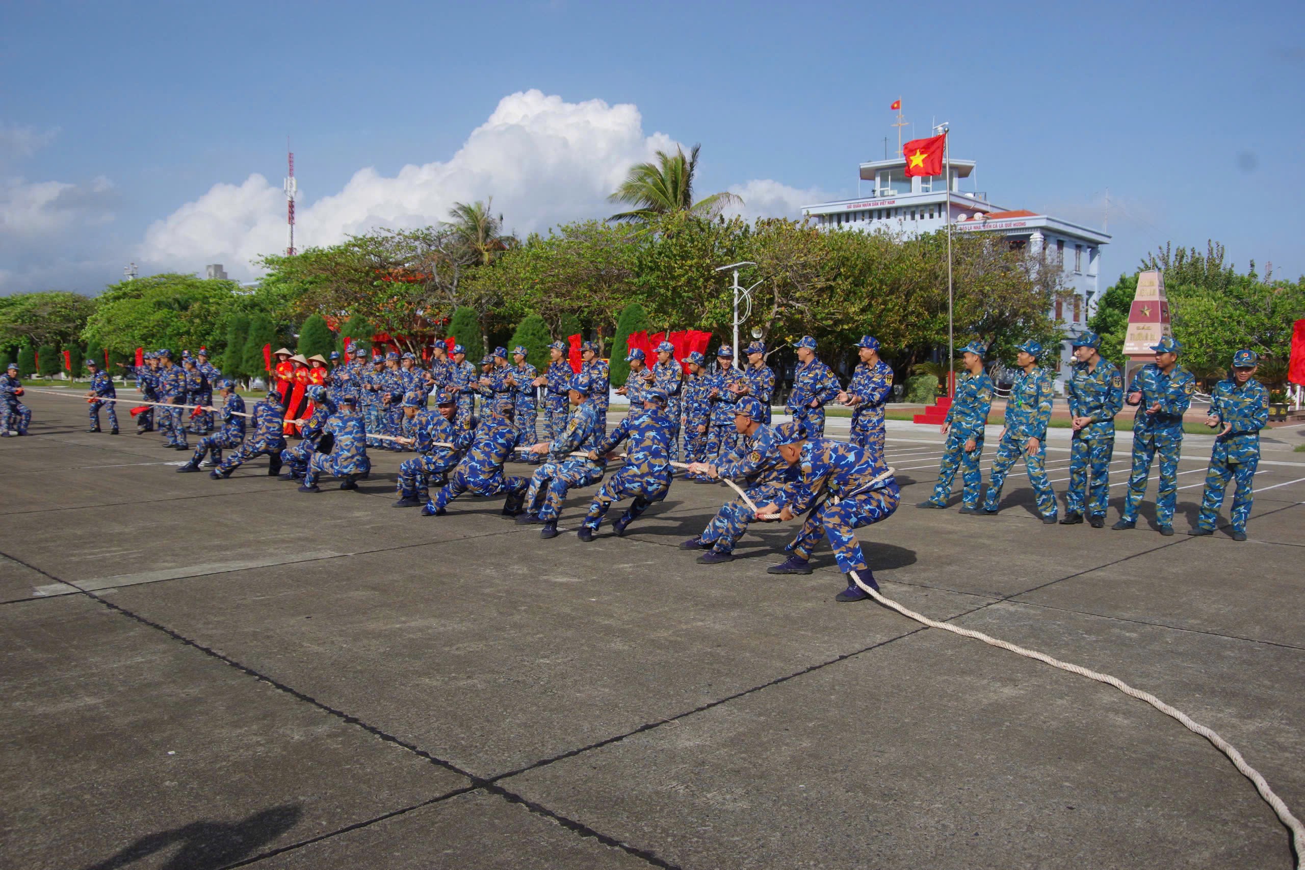 Vui Xuân mới trên đảo Trường Sa Vui Xuân mới trên đảo Trường Sa