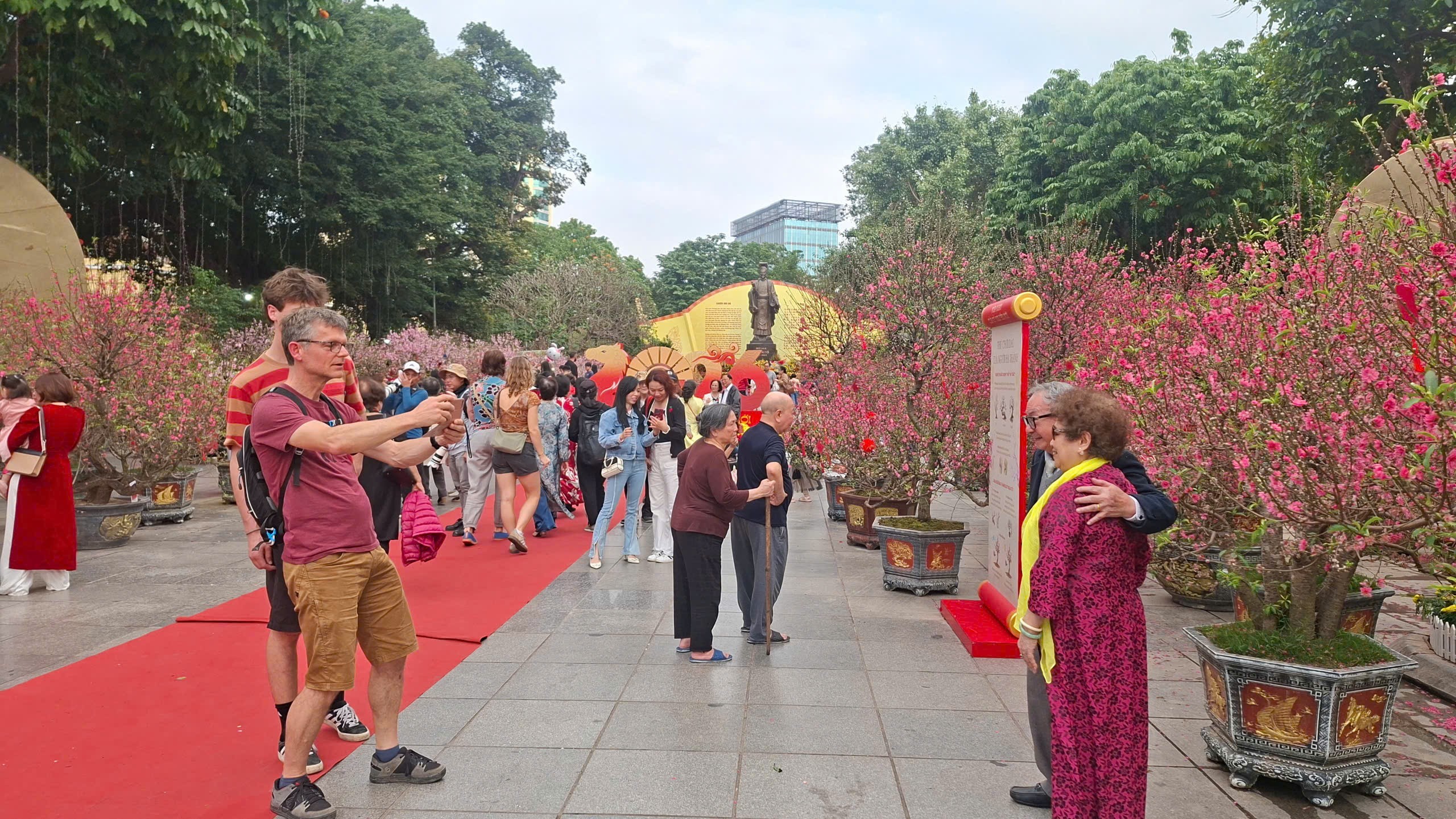 Thời tiết ngày mùng 3 Tết (19/2): Bắc Bộ trời rét, Nam Bộ ngày nắng