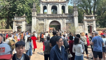 ha noi mien phi tham quan 17 di tich danh thang dau xuan 2026