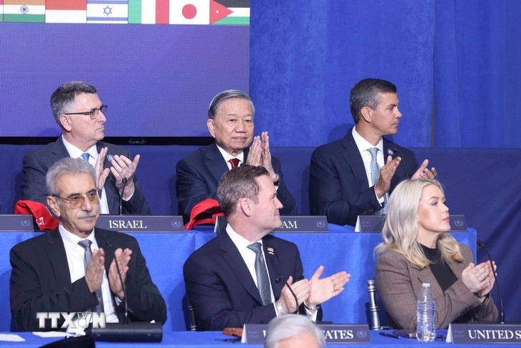 Vị thế mới và cú hích mới cho hành trình phát triển mới của Việt Nam Vị thế mới và cú hích mới cho hành trình phát triển mới của Việt Nam