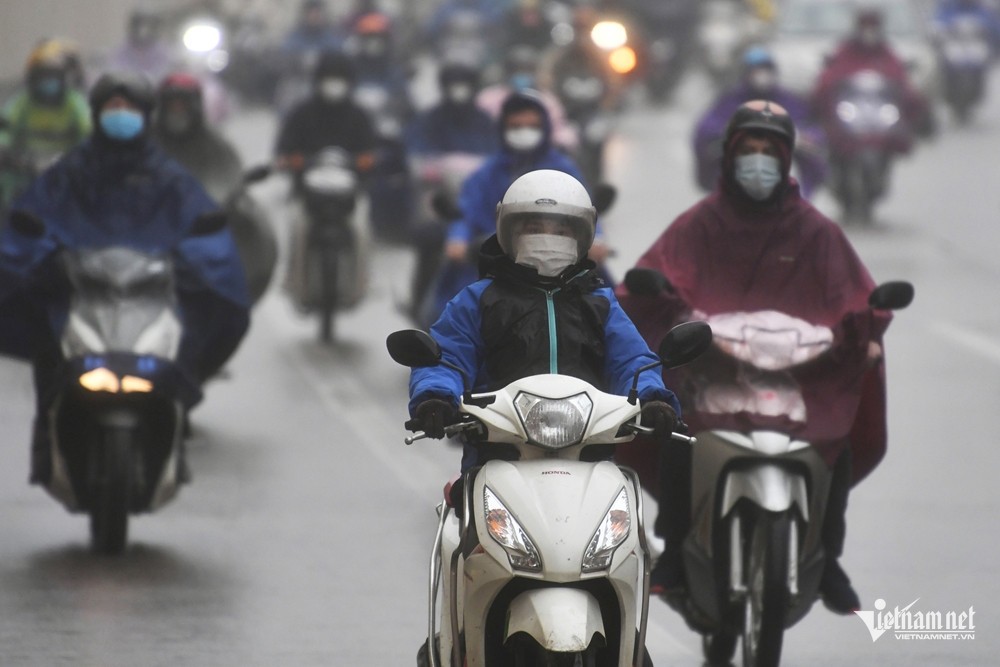 Hà Nội Nhiều mây, có mưa rào và rải rác có dông, cục bộ có nơi mưa to