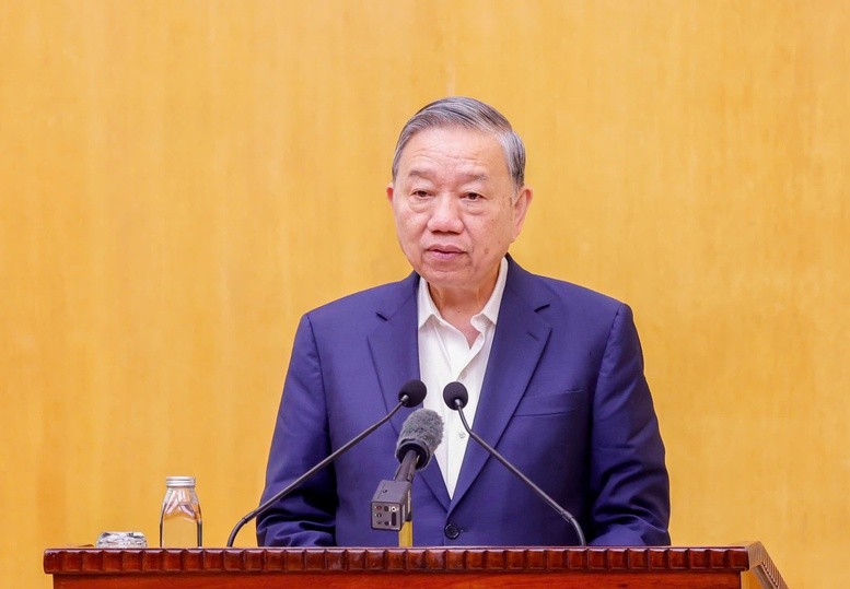 Tổng Bí thư Tô Lâm dự Hội nghị tiếp xúc giữa cử tri với người ứng cử đại biểu Quốc hội khóa XVI tại Hà Nội Tổng Bí thư Tô Lâm dự Hội nghị tiếp xúc giữa cử tri với người ứng cử đại biểu Quốc hội khóa XVI tại Hà Nội