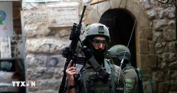 Nhiều nước kêu gọi công dân rời Iran và Israel ngay lập tức