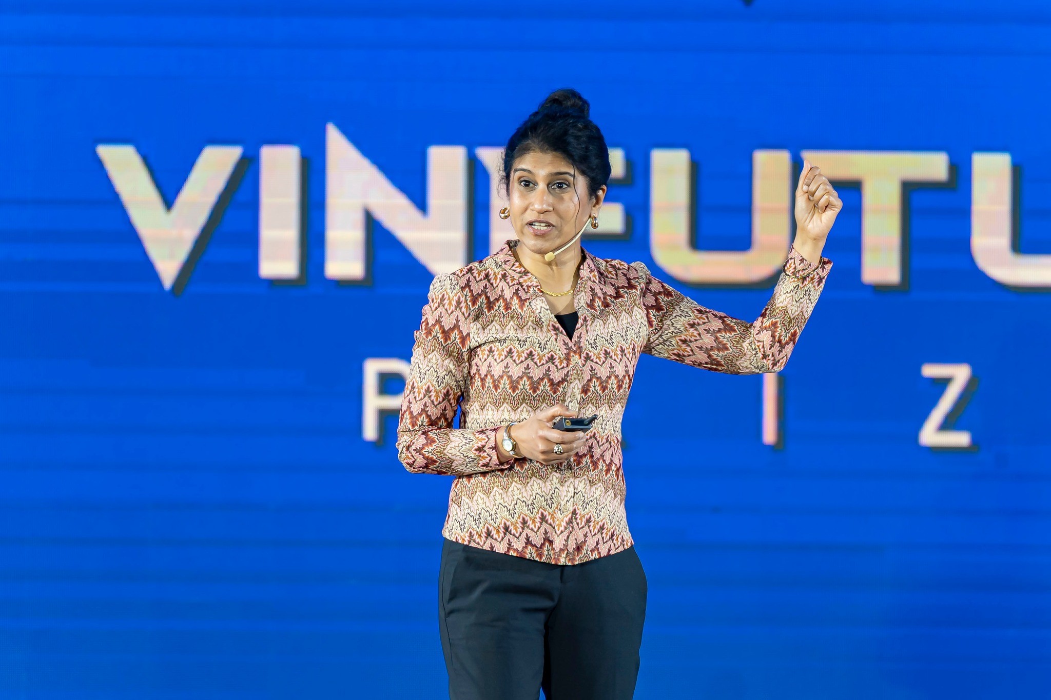 Nhà khoa học Mỹ: “VinFuture đưa đóng góp của phụ nữ làm khoa học ra ánh sáng toàn cầu”