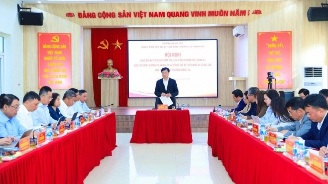 Bí thư Thành ủy Nguyễn Duy Ngọc kiểm tra việc triển khai nghị quyết và công tác bầu cử tại cơ sở